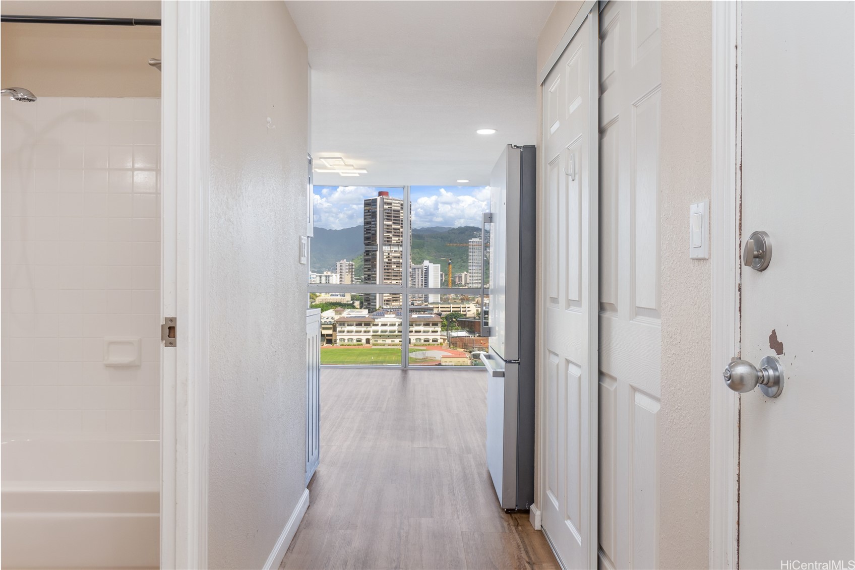 2211 Ala Wai Boulevard 1606 Property Photo 11
