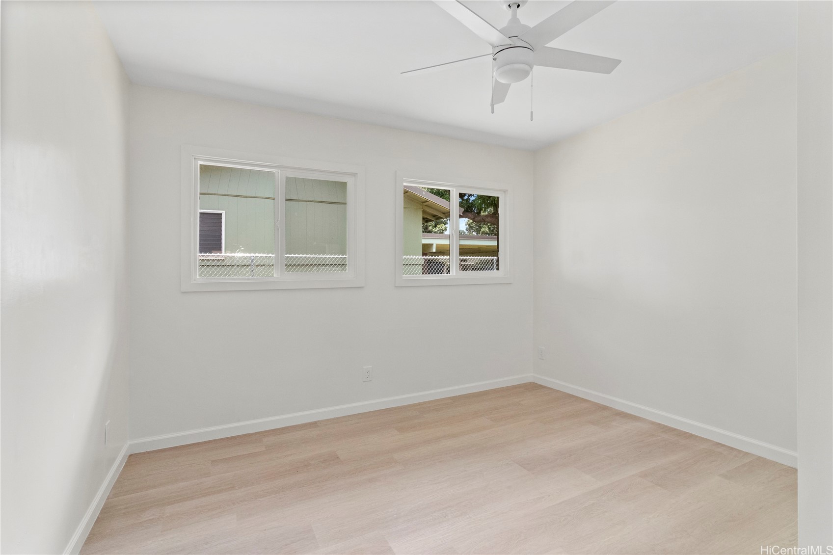 84-1035 Lahaina Street Property Photo 17