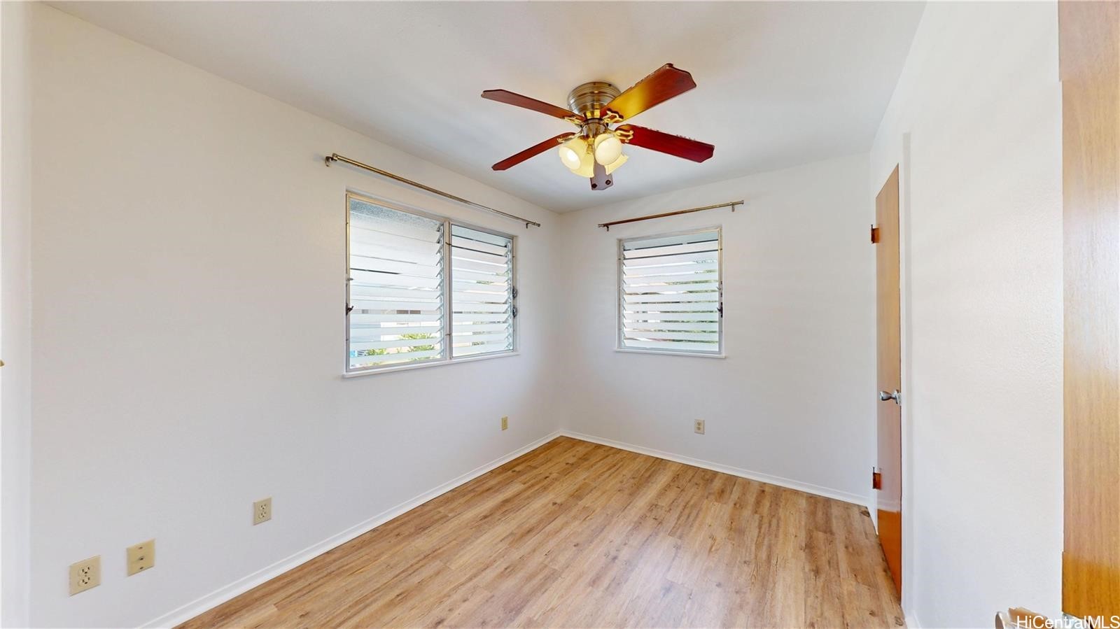 3331 Hayden Street Front,a,b,c Property Photo 11