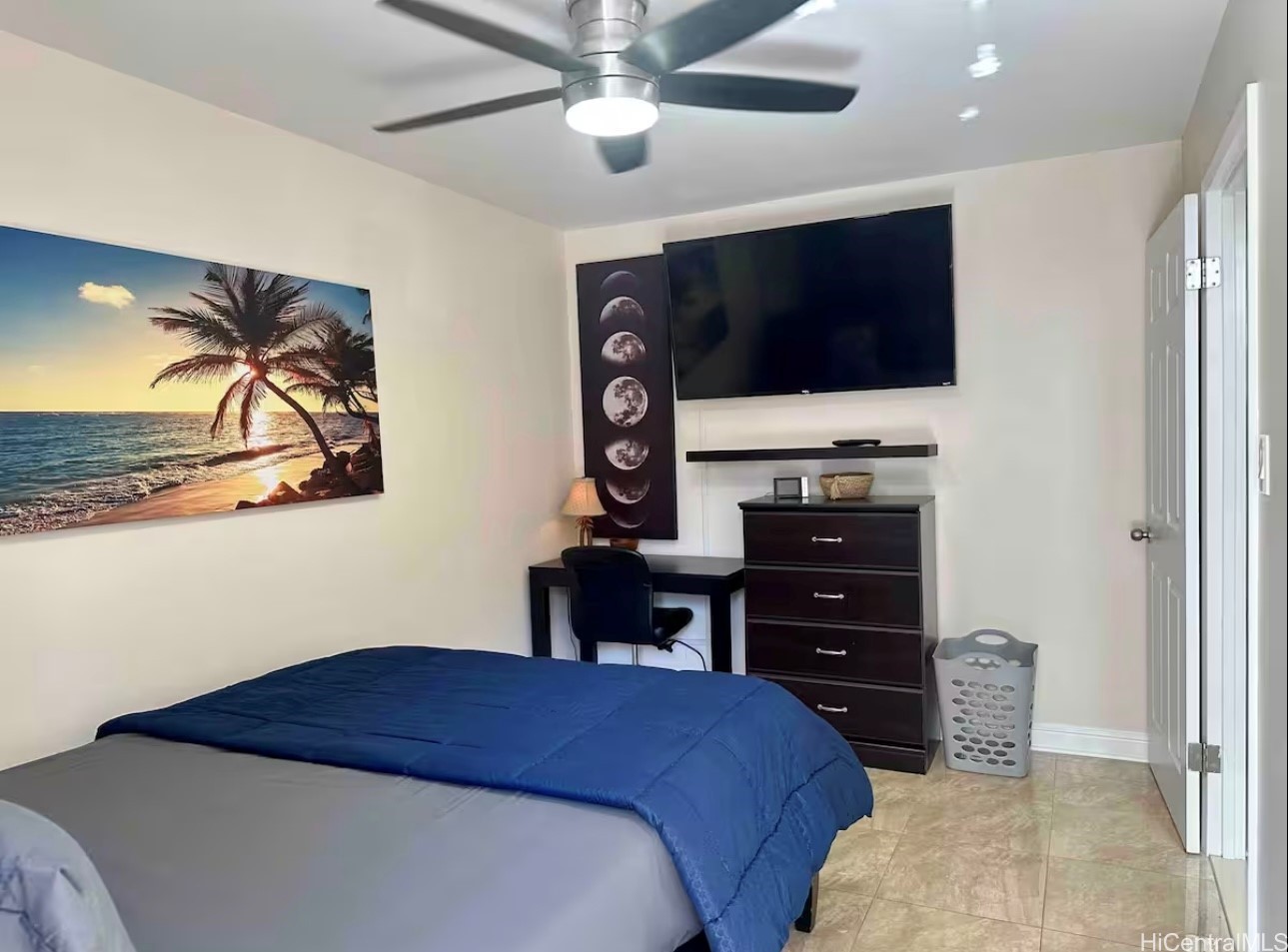 236 Liliuokalani Avenue 201 Property Photo 8