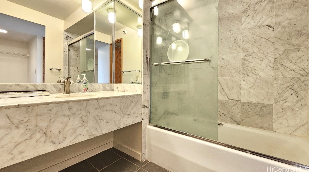 1330 Ala Moana Boulevard 1405 Property Photo 16