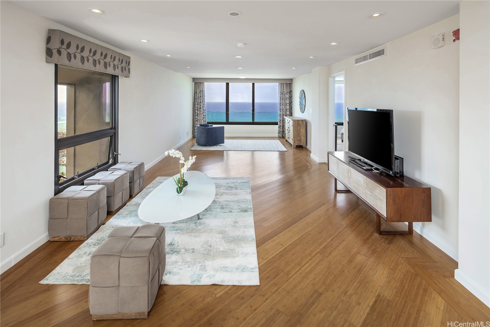 1600 Ala Moana Boulevard 3700 Property Photo 2