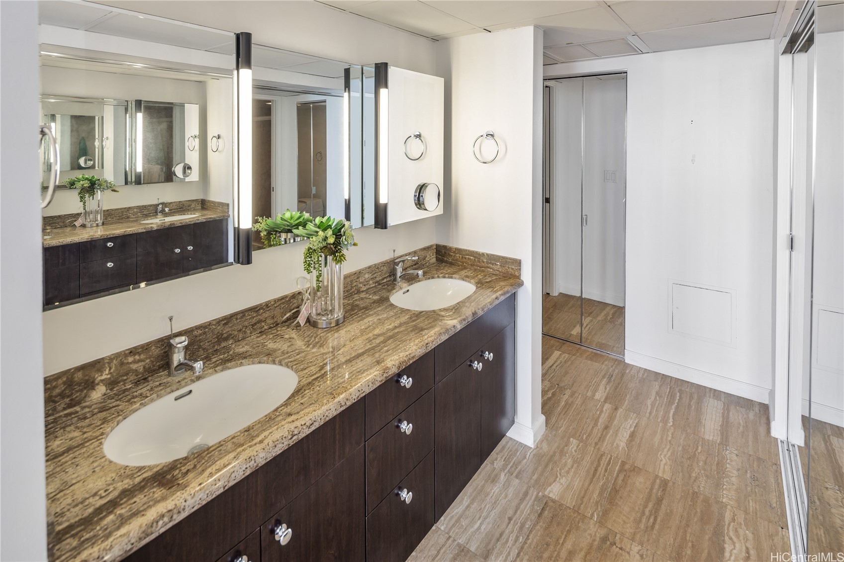 1600 Ala Moana Boulevard 3700 Property Photo 12