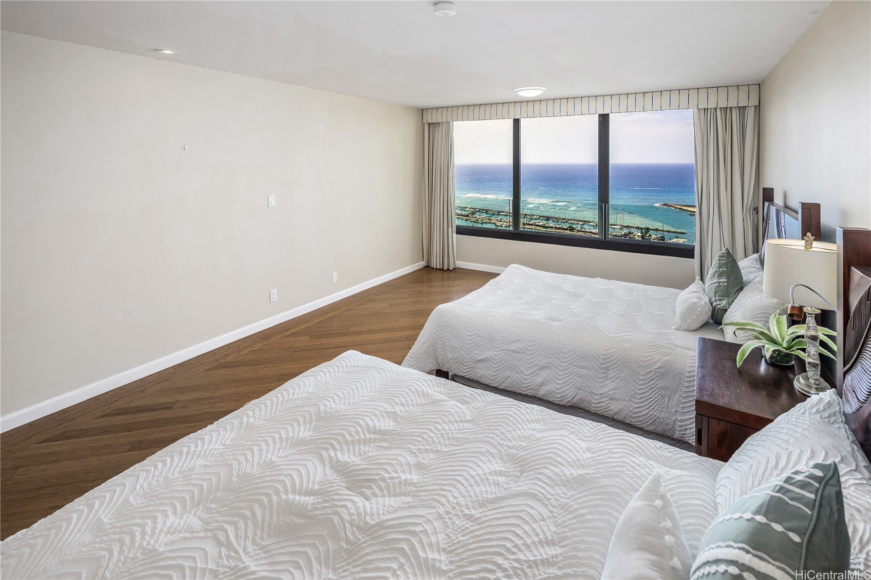 1600 Ala Moana Boulevard 3700 Property Photo 13