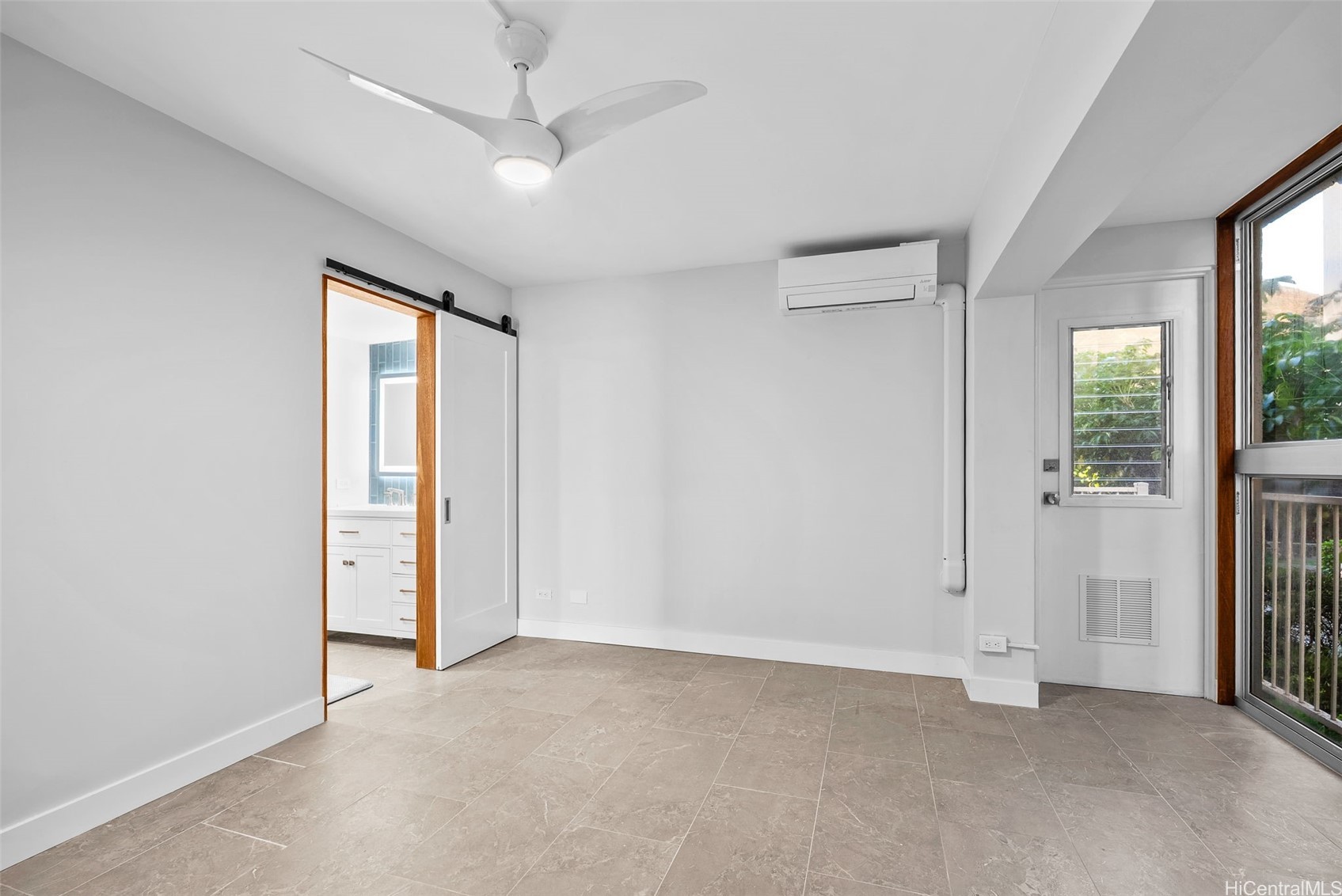 3015 Kalakaua Avenue 201 Property Photo 15