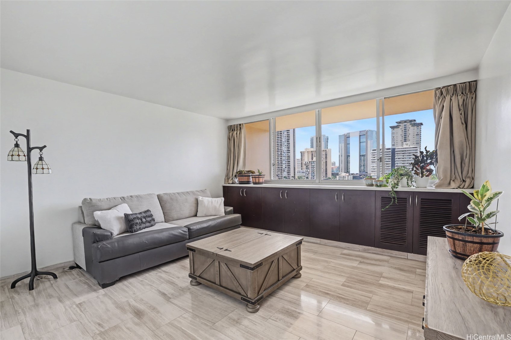 500 University Avenue 904 Property Photo 13