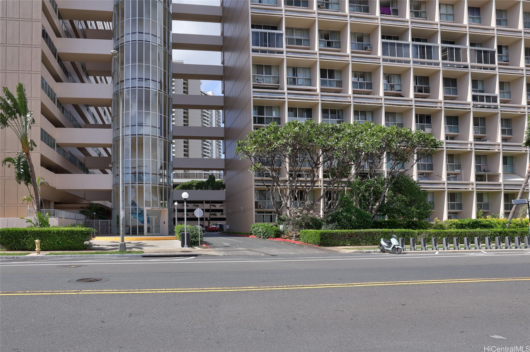 500 University Avenue 904 Property Photo 23