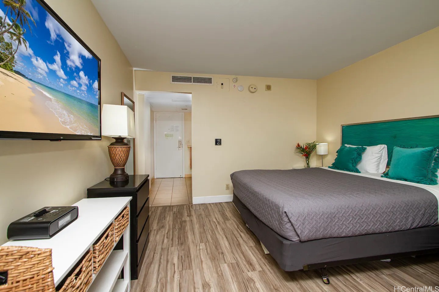 1850 Ala Moana Boulevard 722 Property Photo 2