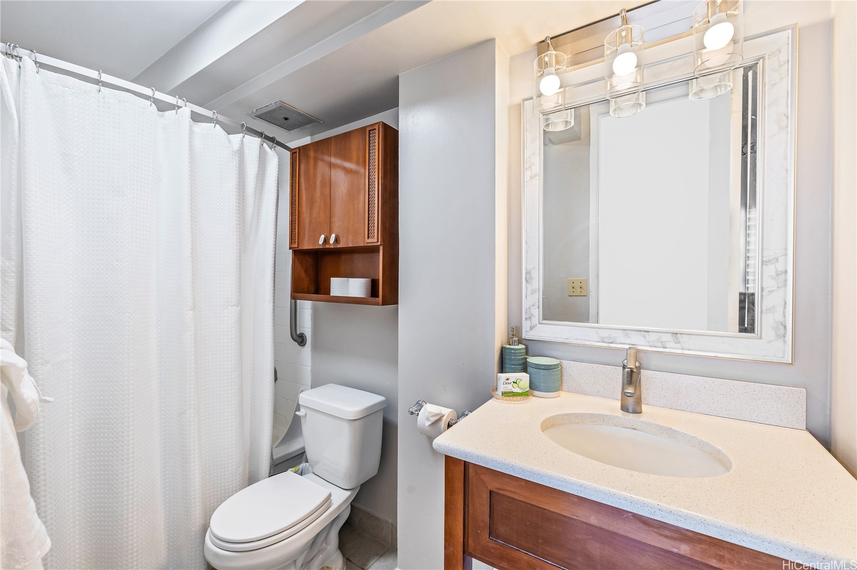 2427 Kuhio Avenue 1006 Property Photo 10