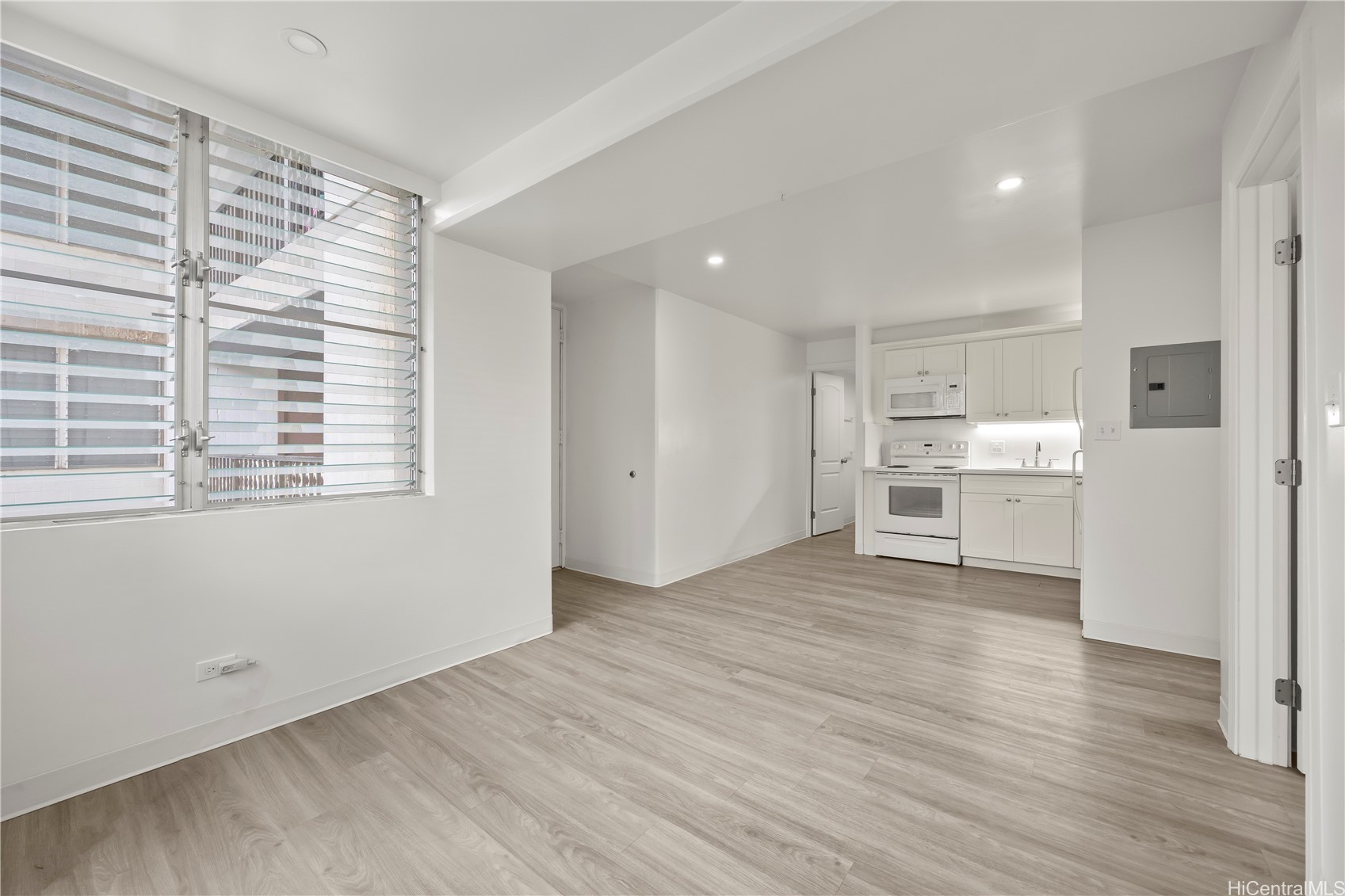 412 Launiu Street Property Photo 12