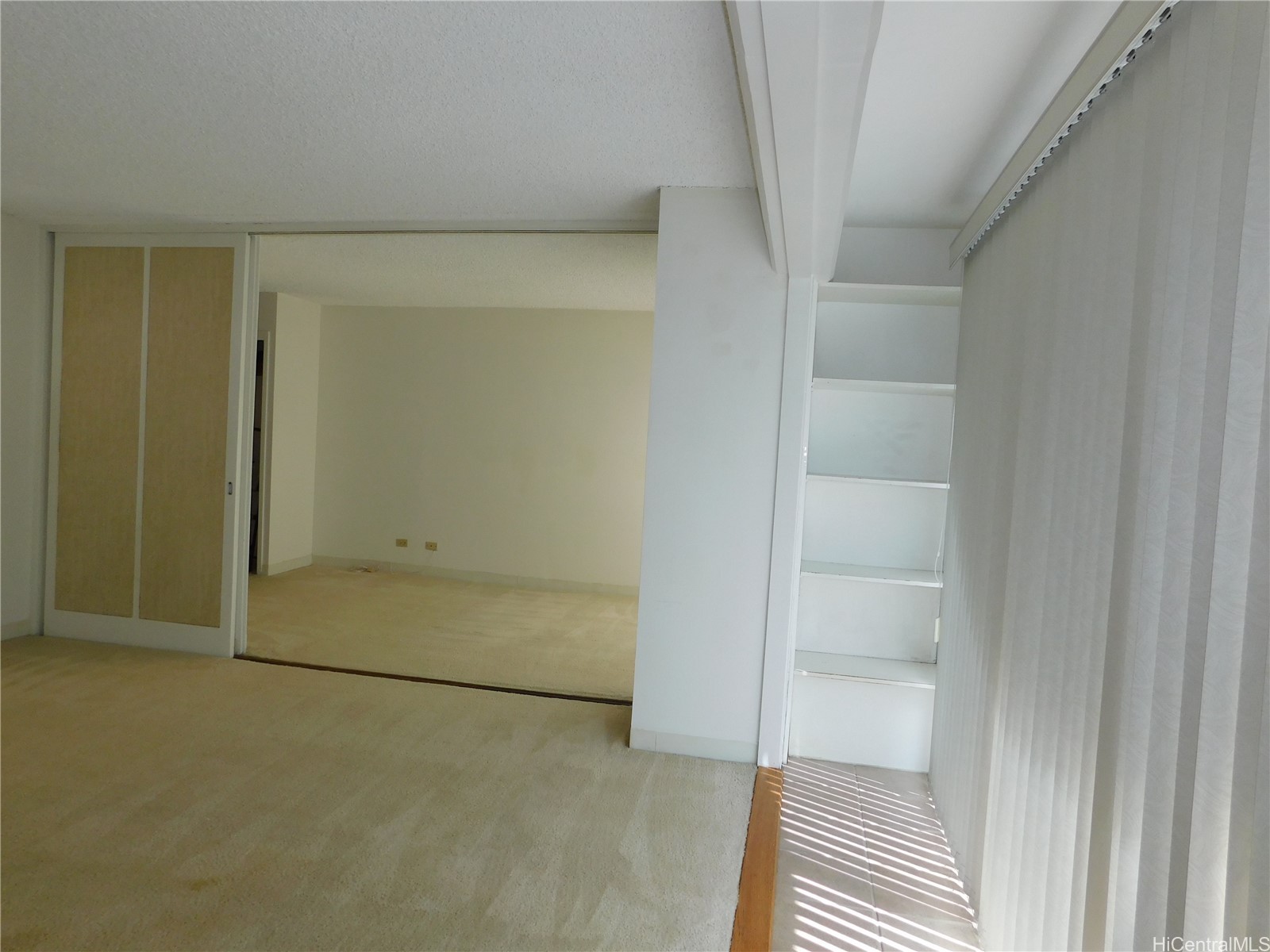 710 Lunalilo Street 301 Property Photo 3