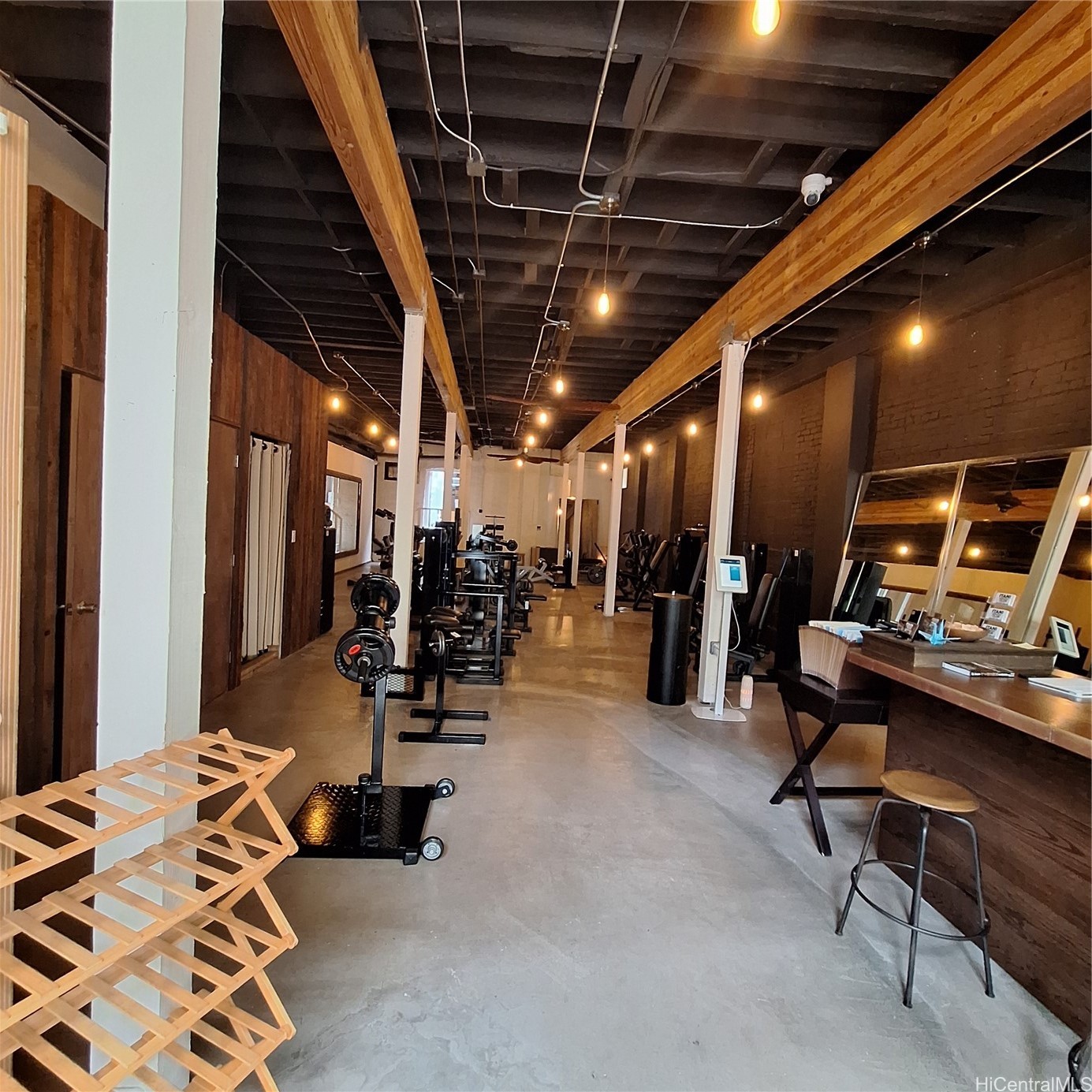 16 Merchant Street Property Photo 4
