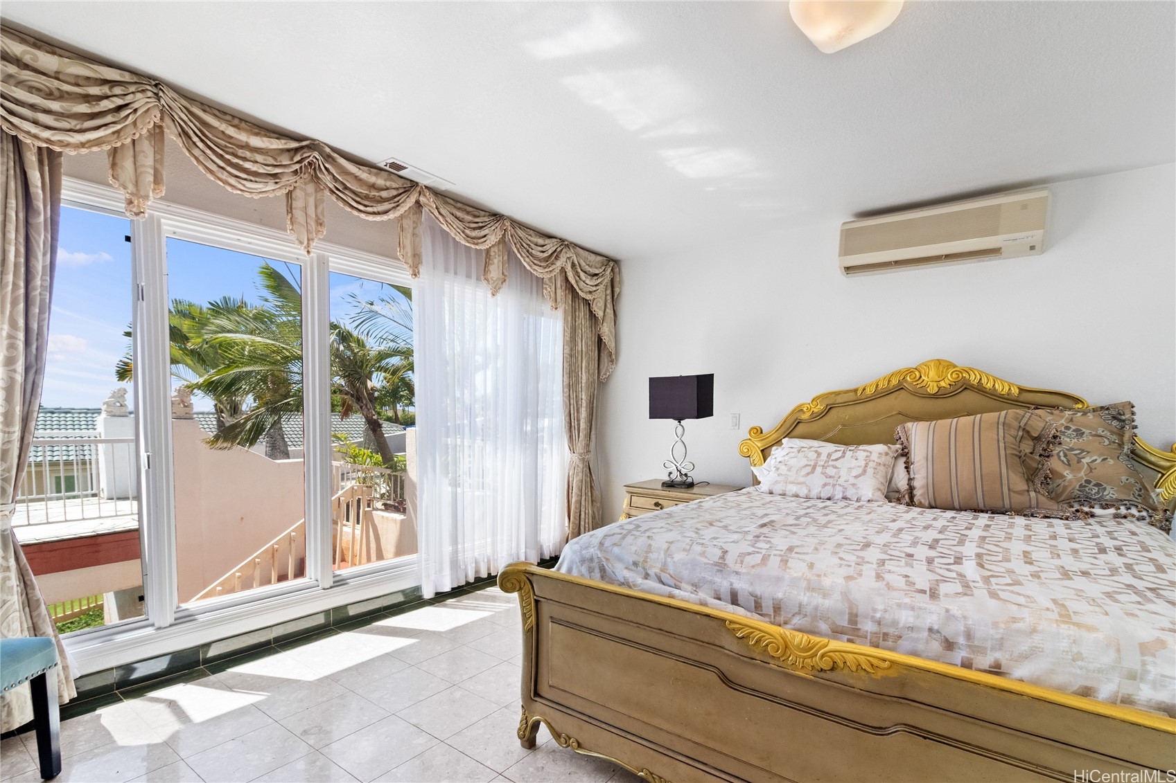 483 Maono Loop Property Photo 14