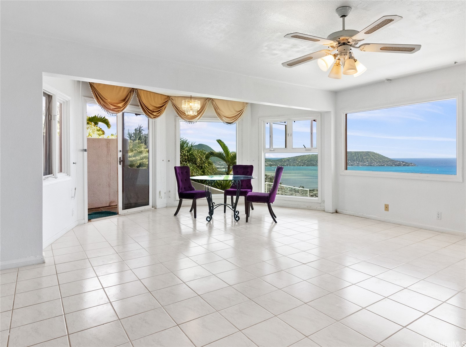 483 Maono Loop Property Photo 15