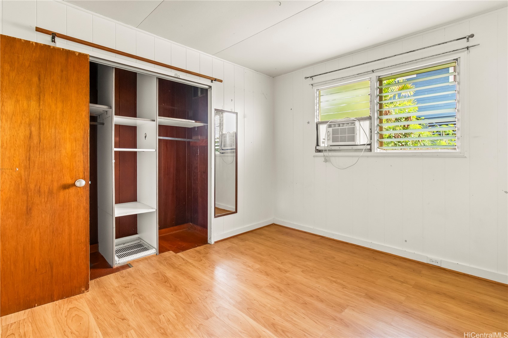 99-821 Aiea Heights Drive Property Photo 14