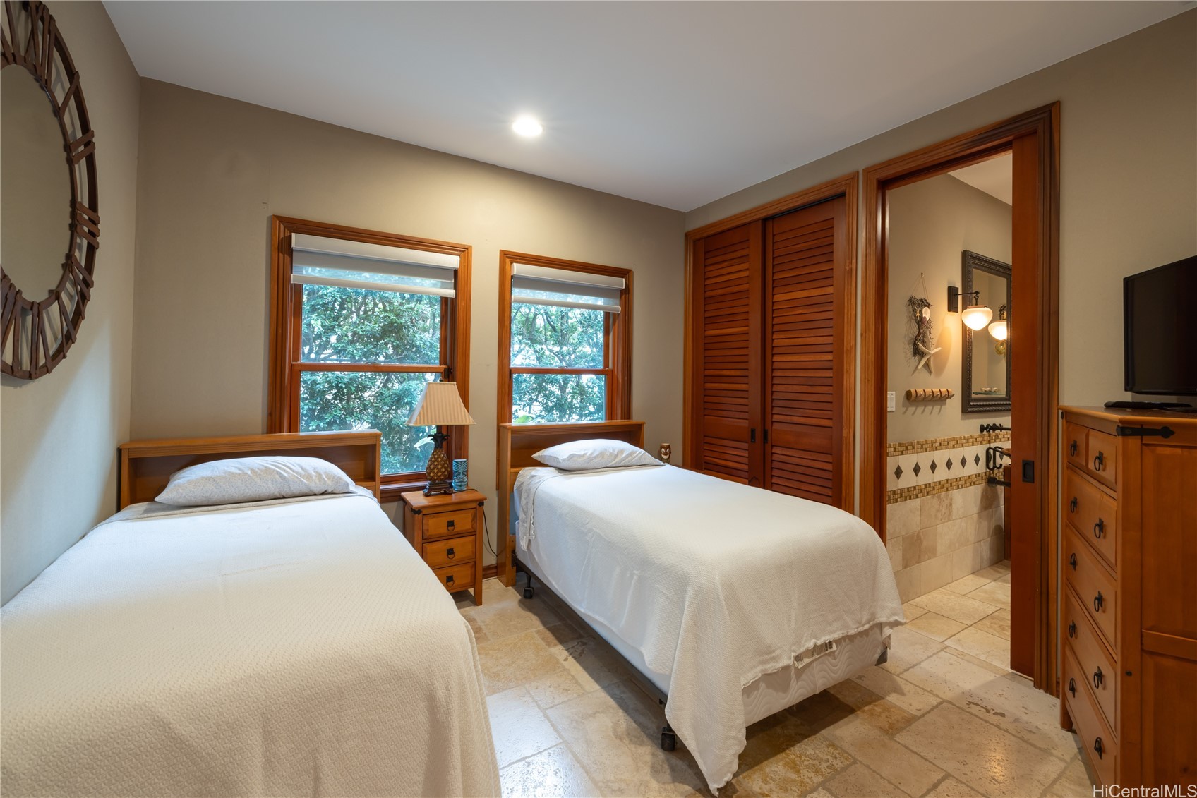 365 Portlock Road Property Photo 14