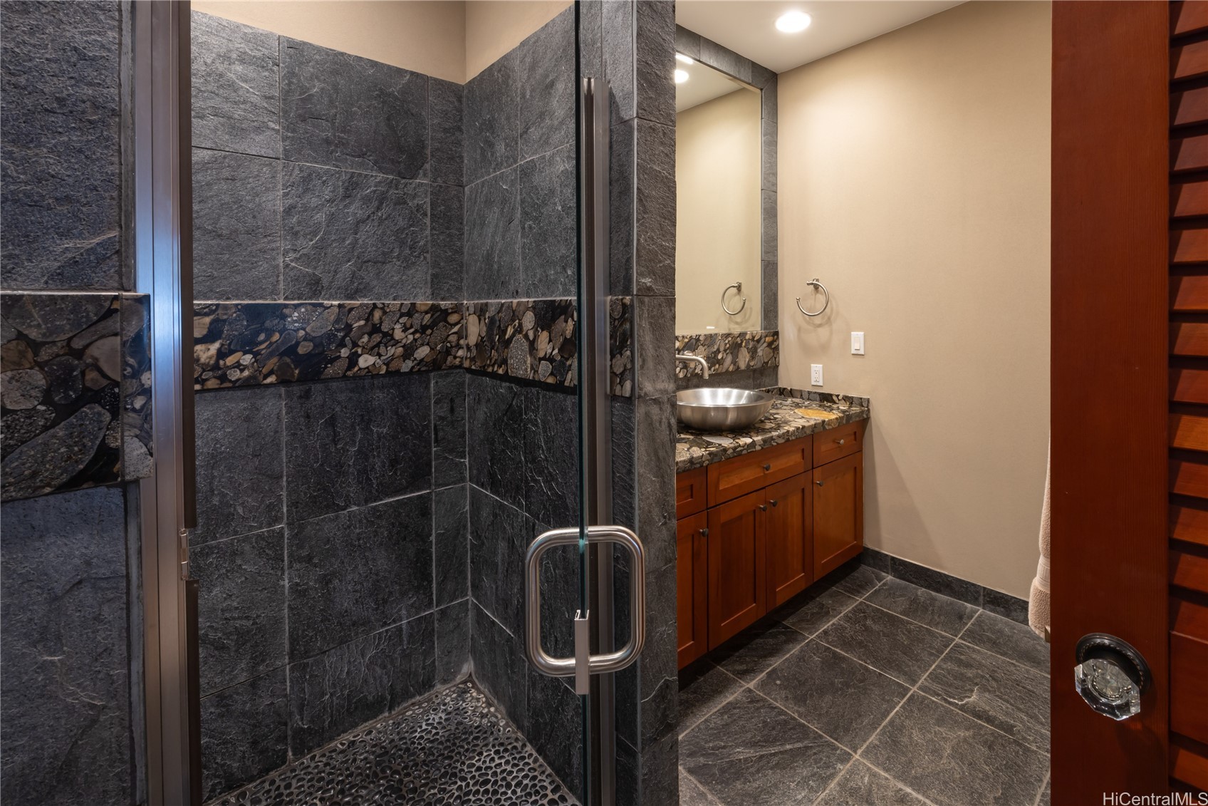 365 Portlock Road Property Photo 16