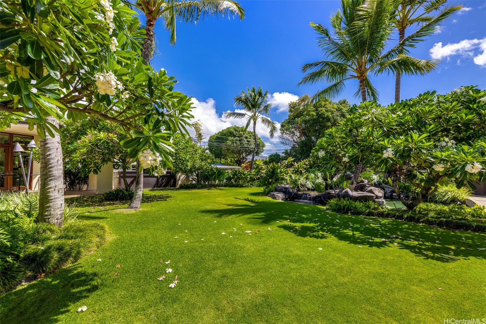 255 & 257 Portlock Road Property Photo 15