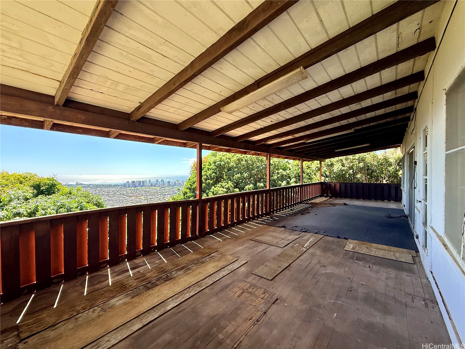 3655 Nihipali Place Property Photo 3