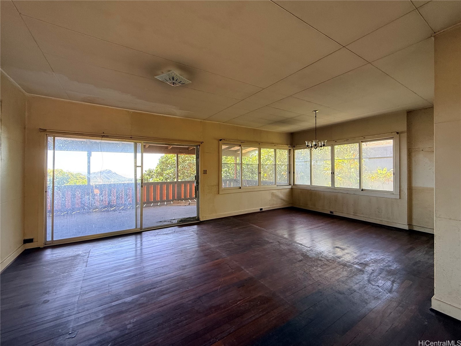 3655 Nihipali Place Property Photo 8