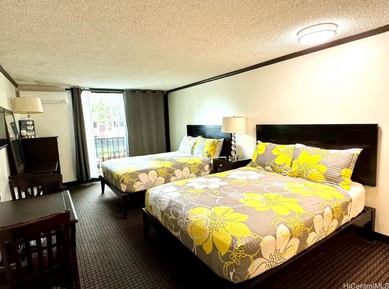 2425 Kuhio Avenue 206 Property Photo 2