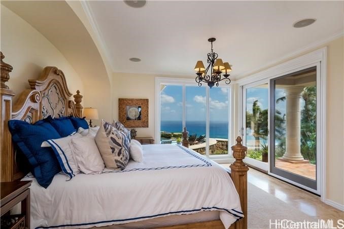 525 Moaniala Street Property Photo 11