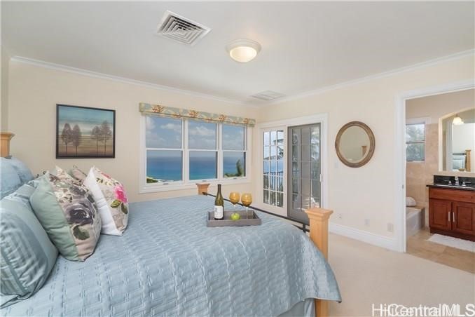 525 Moaniala Street Property Photo 13