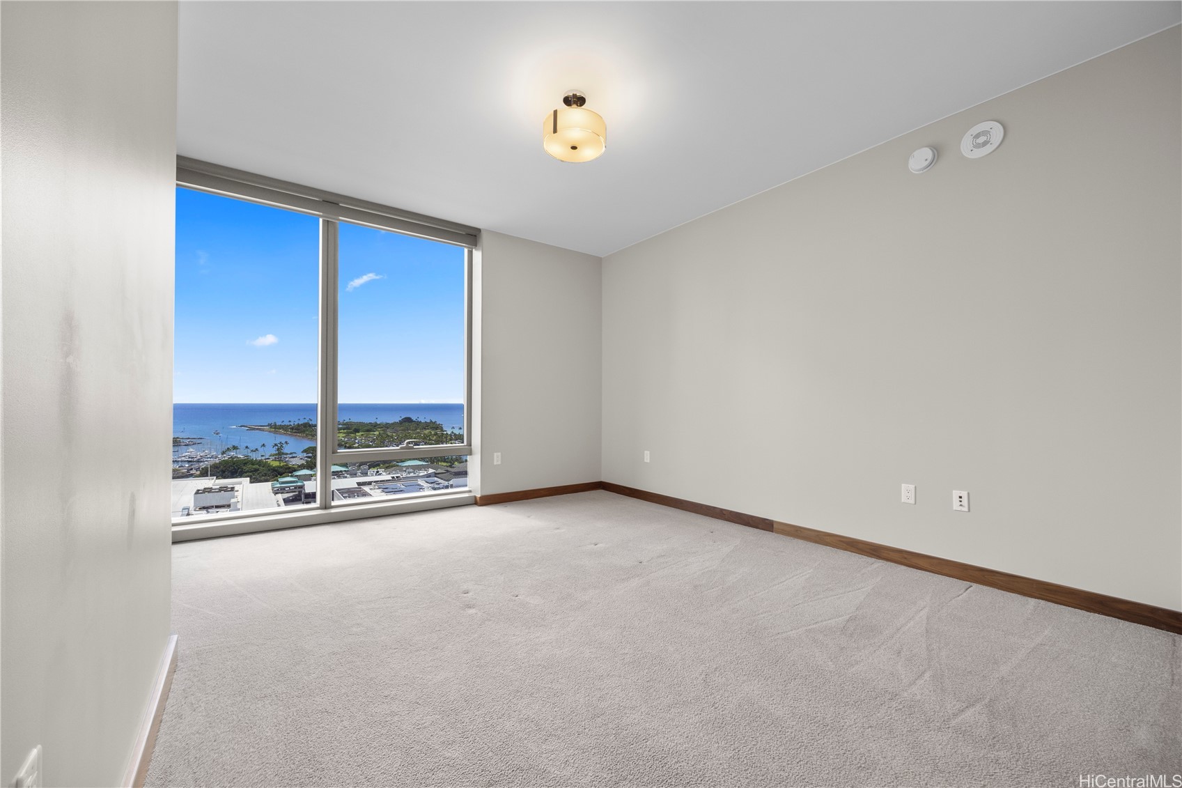 1555 Kapiolani Boulevard 1706 Property Photo 8