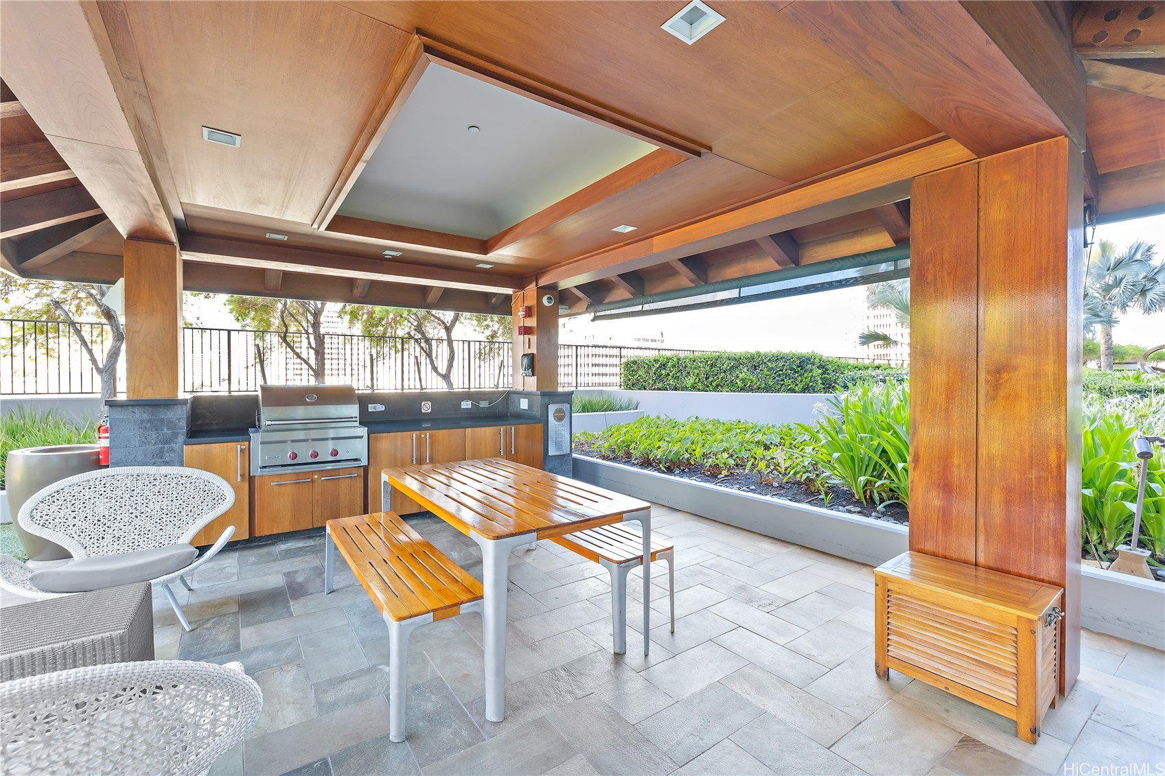 1555 Kapiolani Boulevard 1706 Property Photo 19