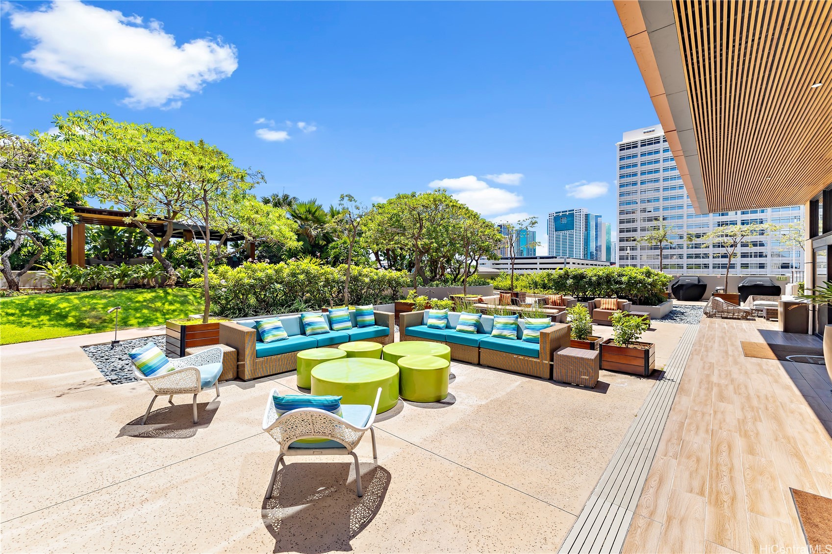 1555 Kapiolani Boulevard 1706 Property Photo 21