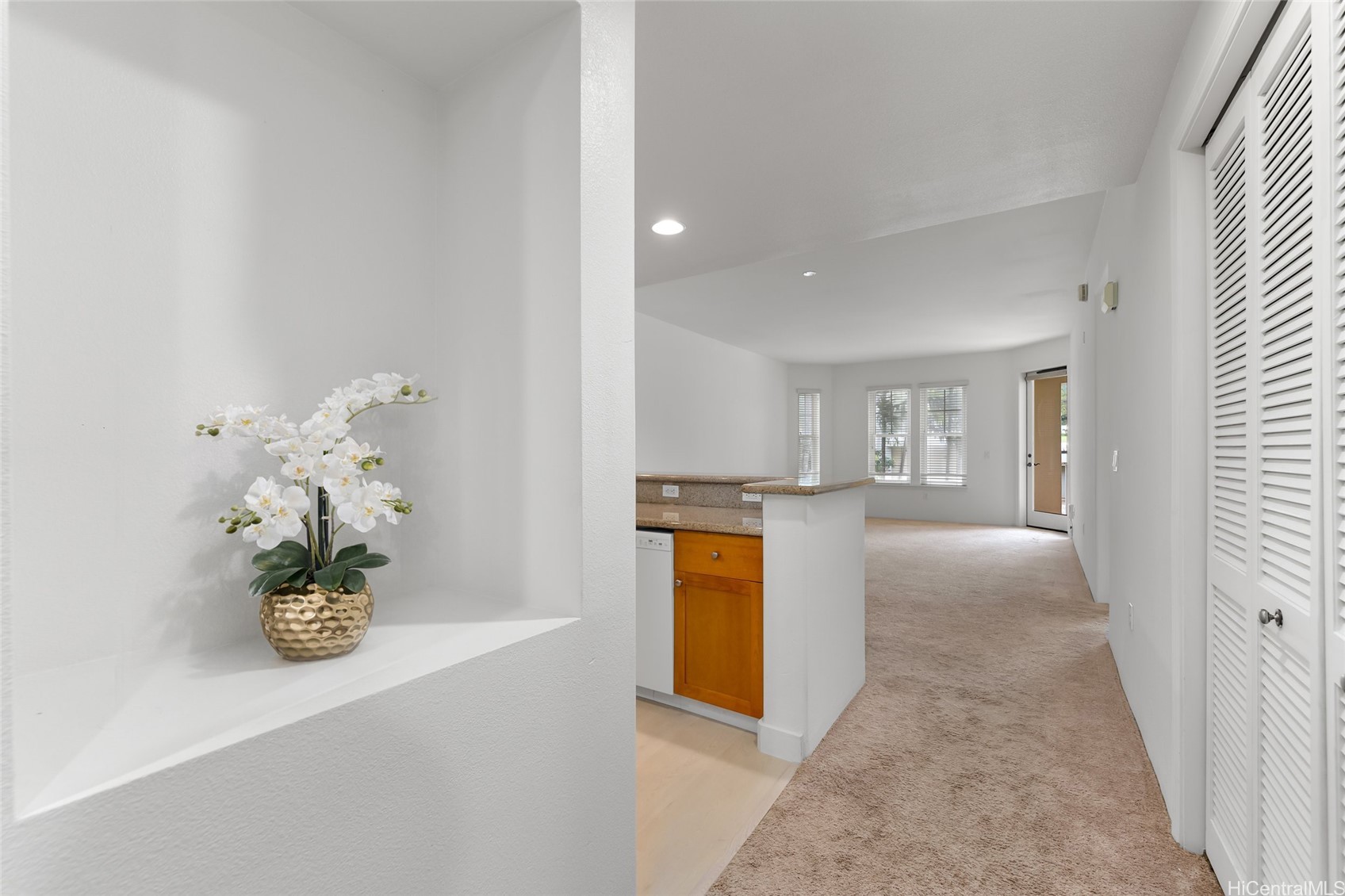 520 Lunalilo Home Road 7104 Property Photo 5