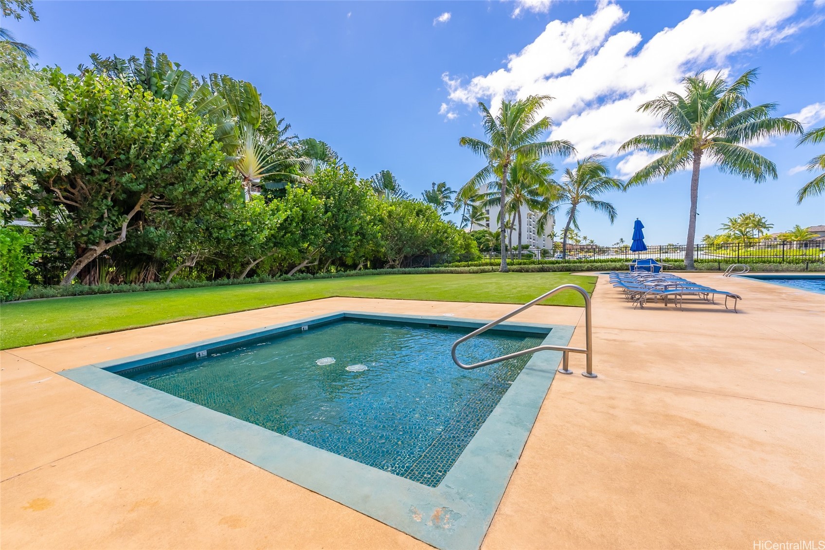 520 Lunalilo Home Road 7104 Property Photo 16