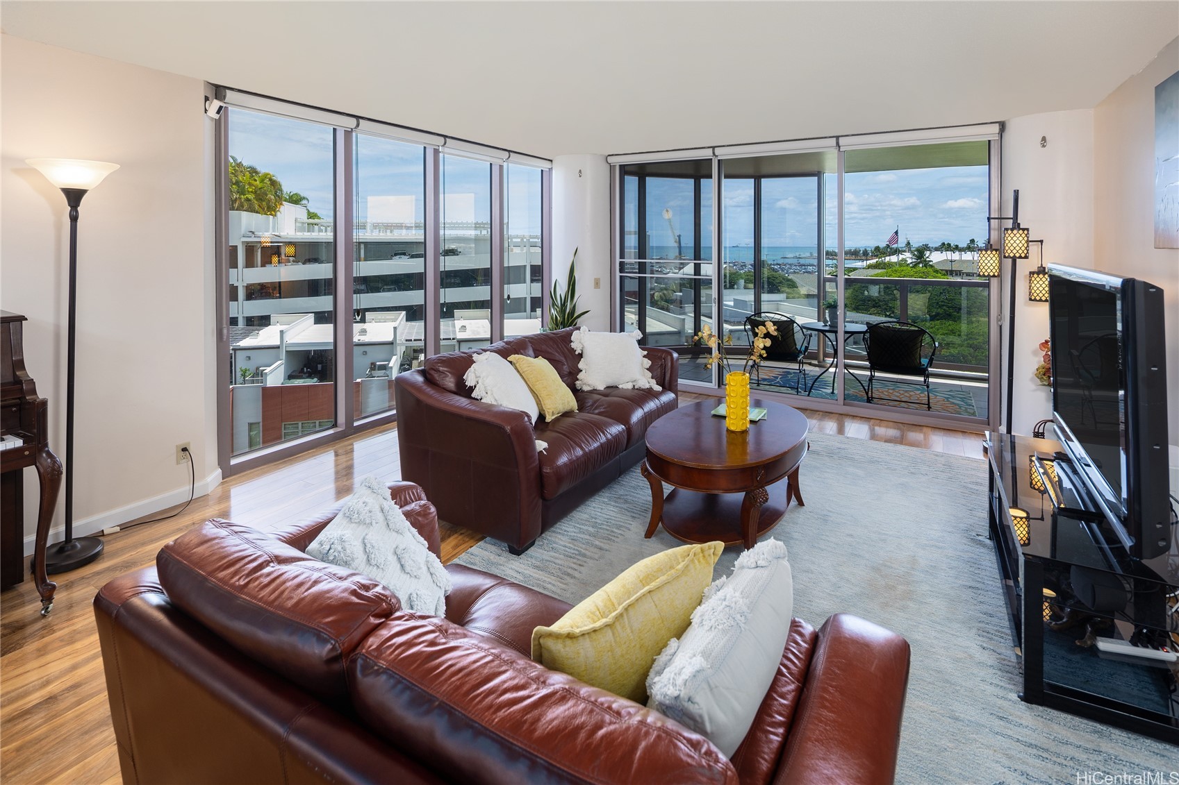 415 South Street Makai 601 Property Photo 2