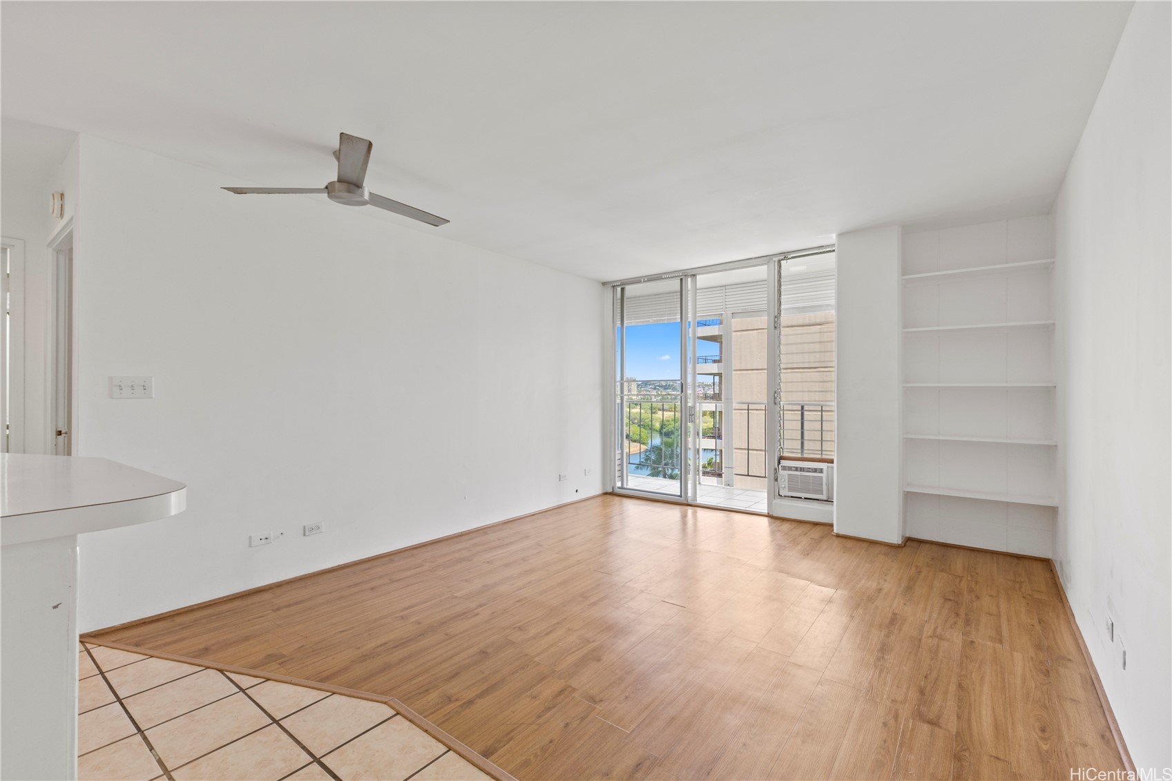 2115 Ala Wai Boulevard 1102 Property Photo 3