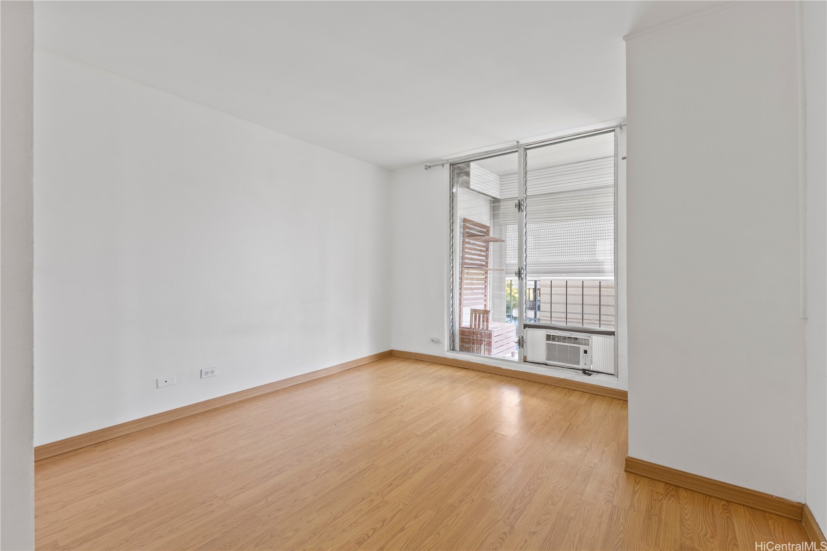 2115 Ala Wai Boulevard 1102 Property Photo 11