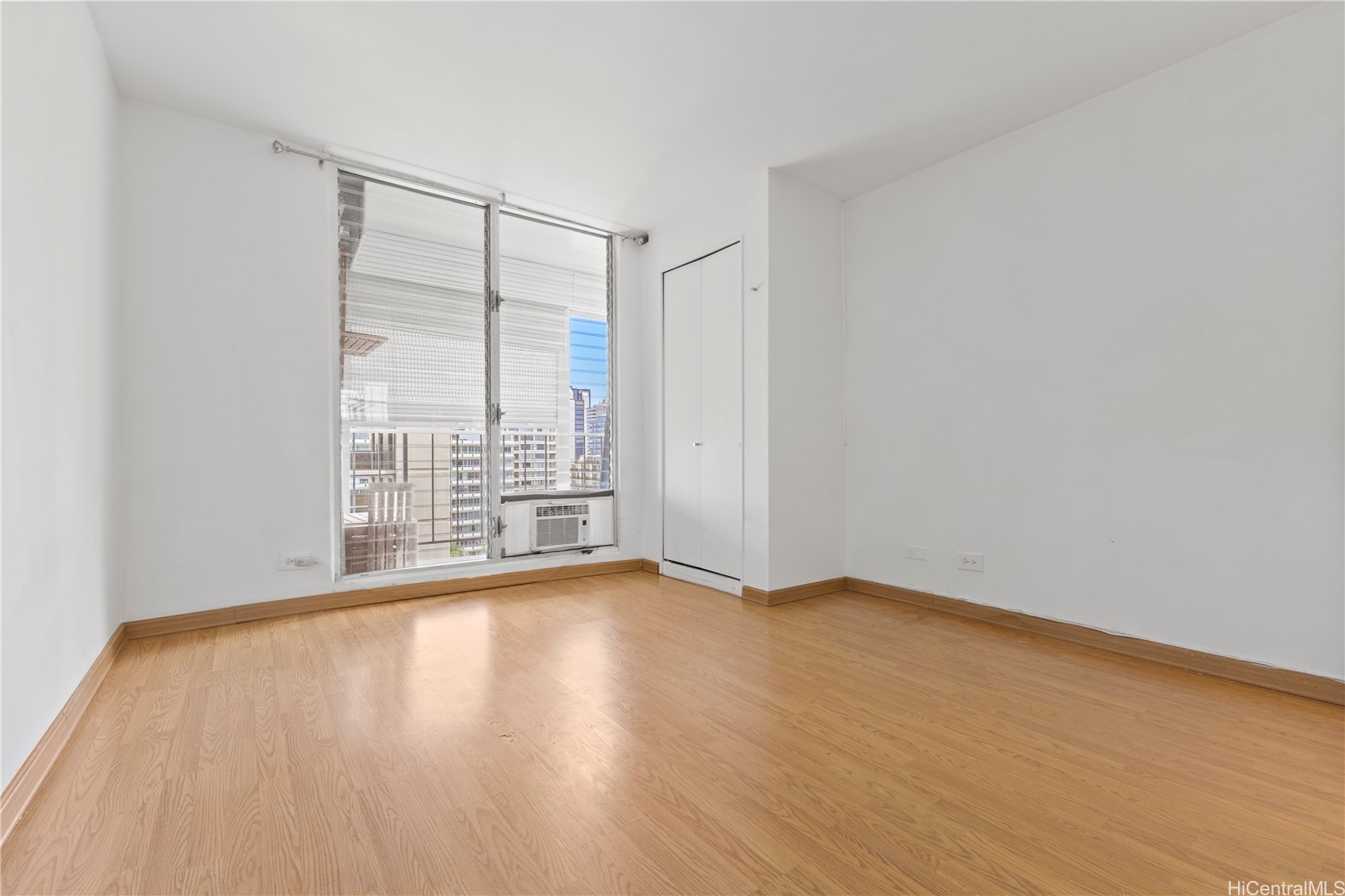 2115 Ala Wai Boulevard 1102 Property Photo 13