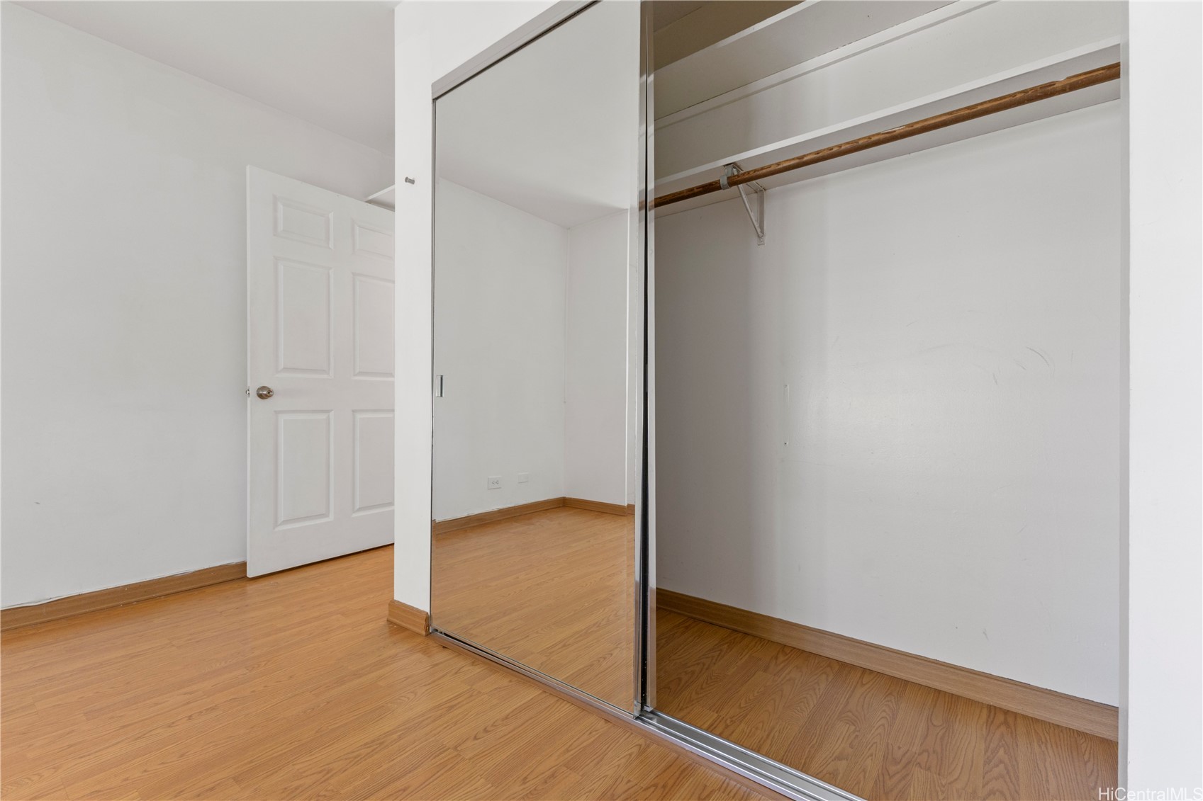 2115 Ala Wai Boulevard 1102 Property Photo 14