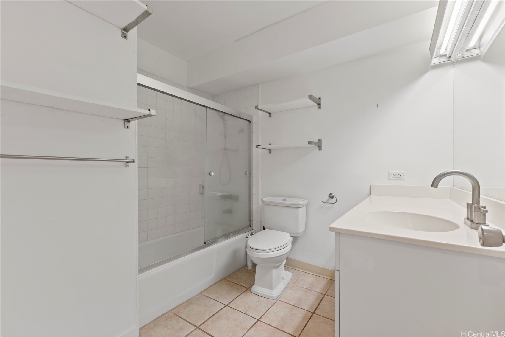 2115 Ala Wai Boulevard 1102 Property Photo 15