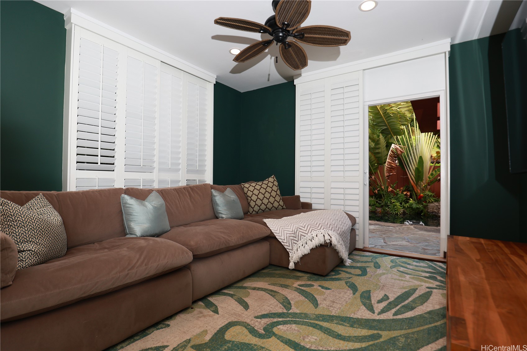 3063 Diamond Head Road Property Photo 11