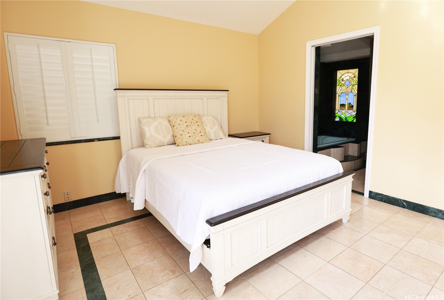 3063 Diamond Head Road Property Photo 18