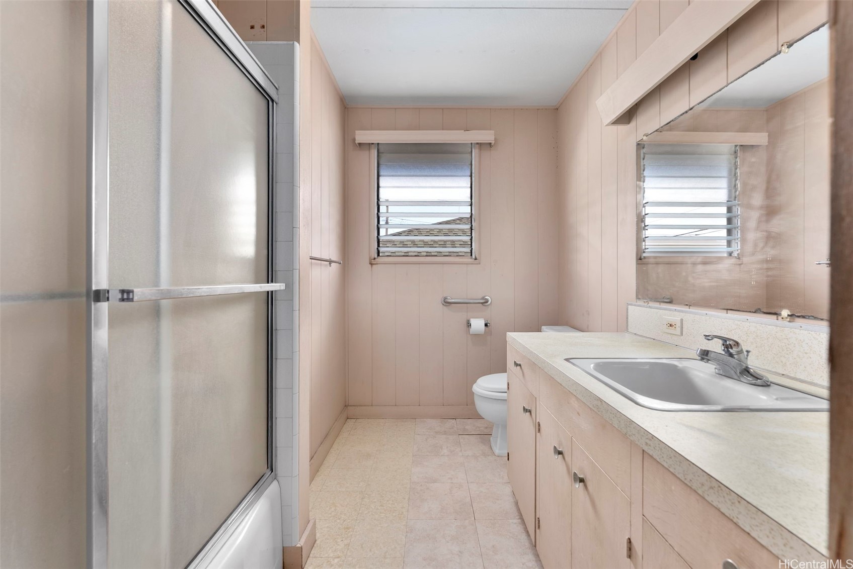 664 Kihapai Street Property Photo 6