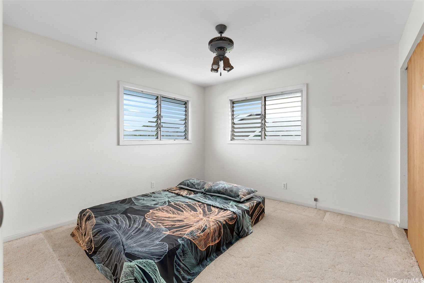 664 Kihapai Street Property Photo 14