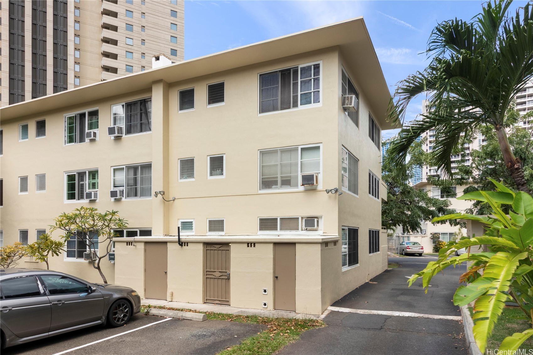 1821 Lipeepee Street 204 Property Photo 11