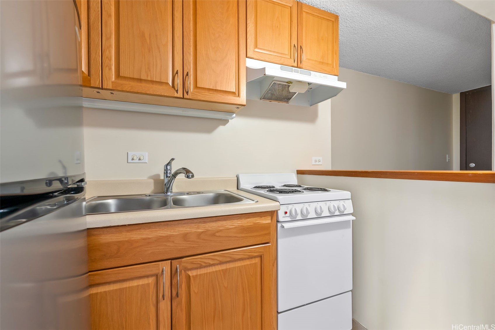 2525 Date Street 603 Property Photo 9