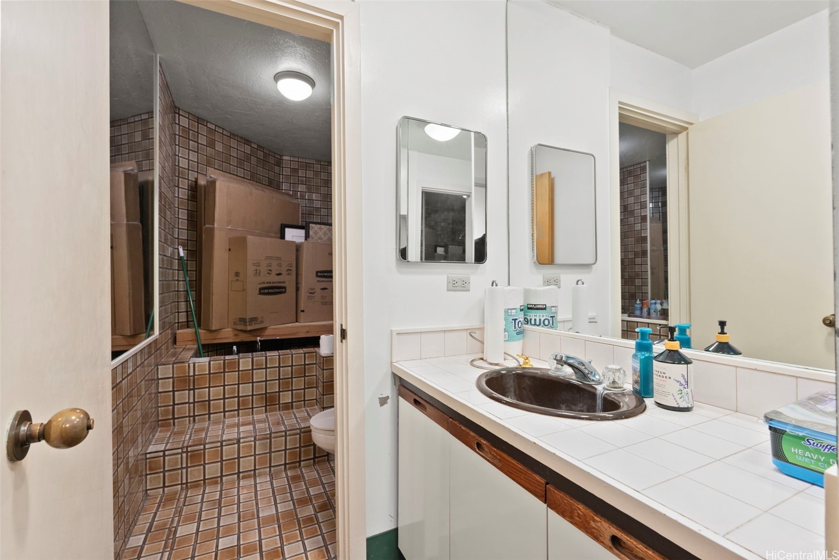 222 Vineyard Street Ph4 Property Photo 8