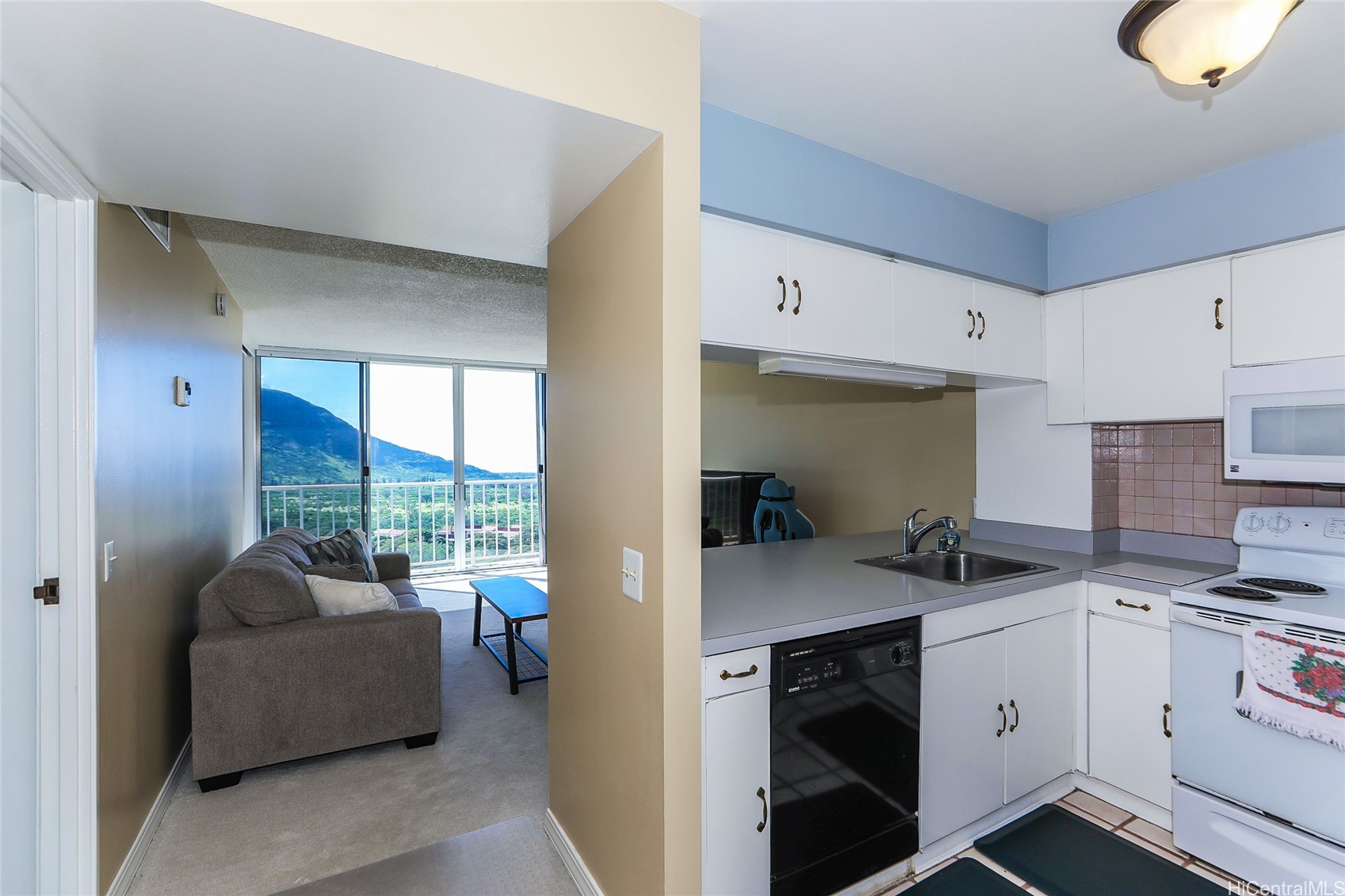 84-740 Kili Drive G828 Property Photo 8