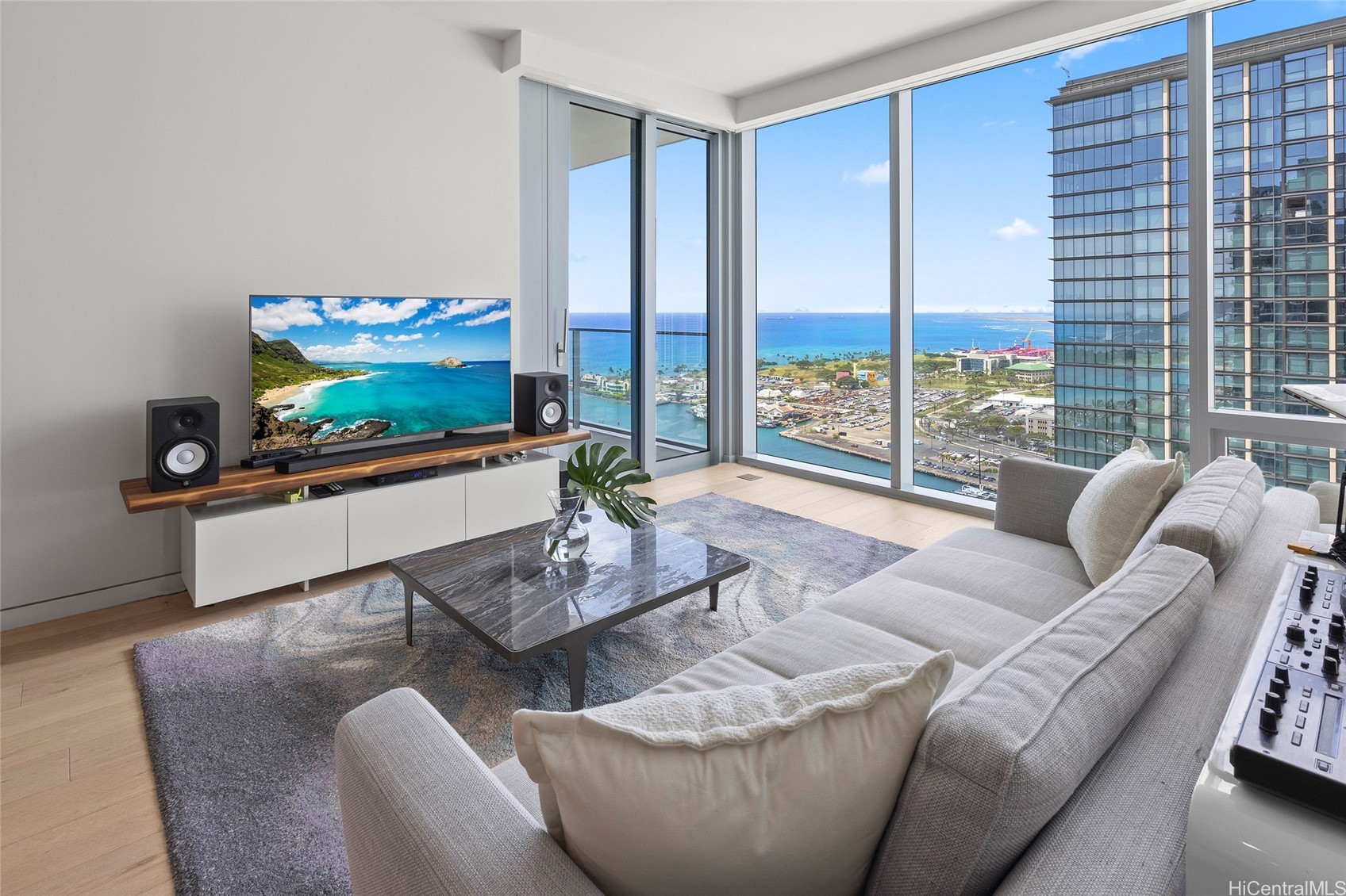 1118 Ala Moana Boulevard 2903 Property Photo 1