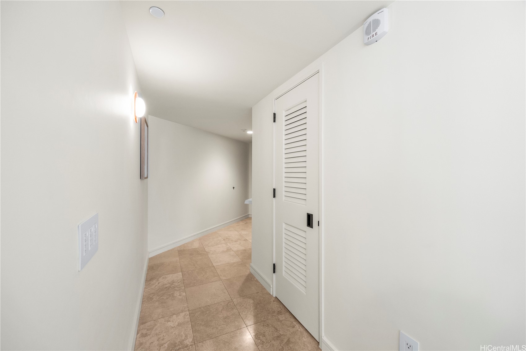 223 Saratoga Road 1402 Property Photo 8