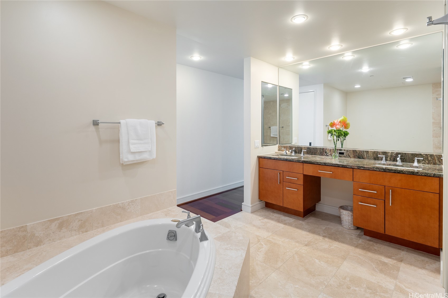 1288 Ala Moana Boulevard 29f Property Photo 12