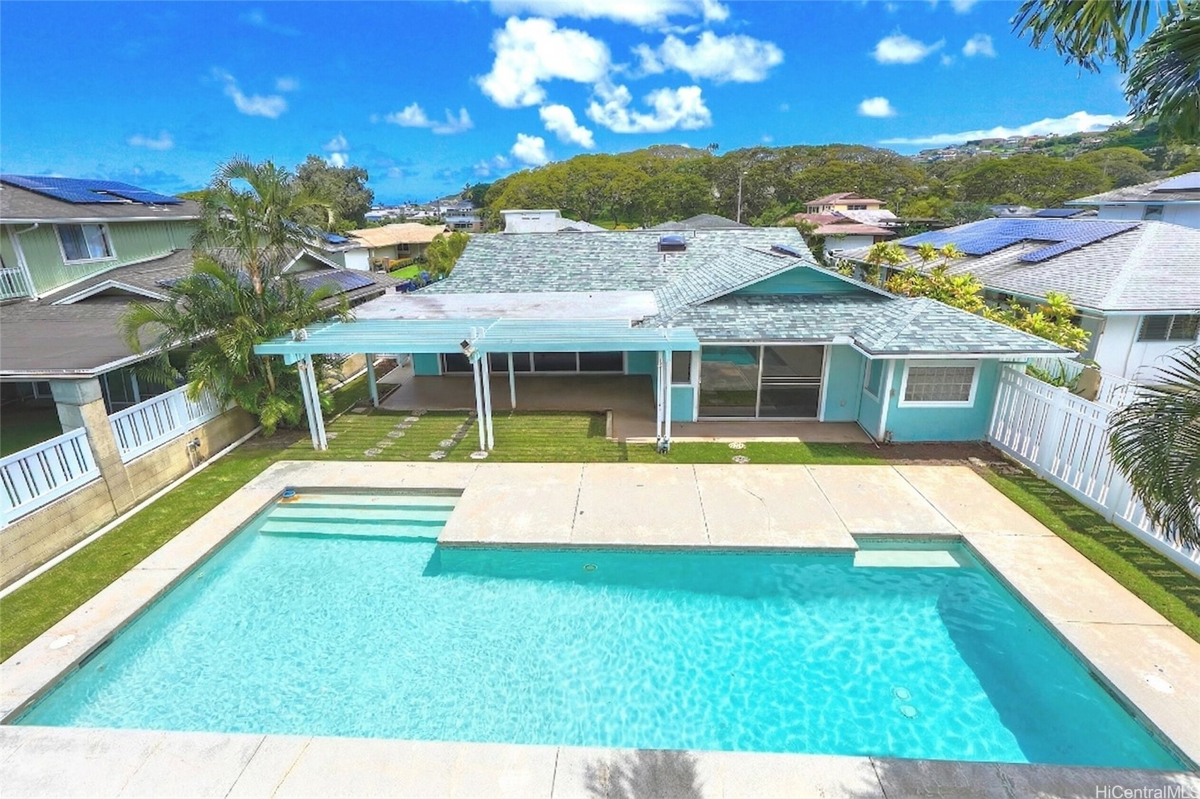1439 Akuleana Place Property Photo 1